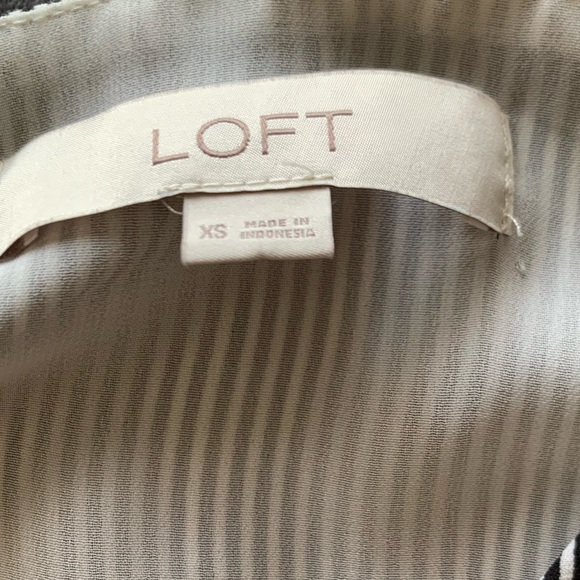 EUC Loft Striped Covered Button Peplum Strappy Cami XS - Picture 4 of 10